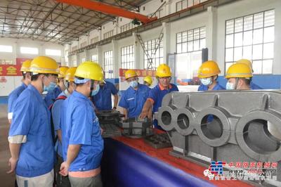 烟台大学机电汽车工程学院的学生来方圆集团实习