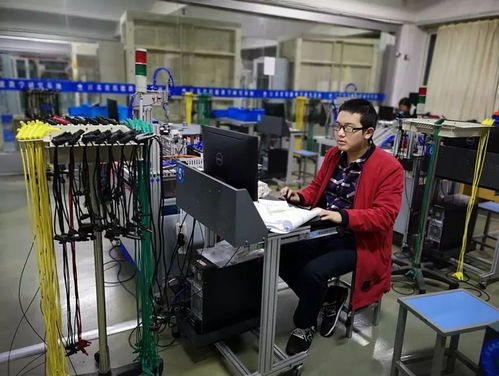 快来投票 选出你心中最亮的 校园之星 青年之星 礼仪之星 学习之星 技能之星